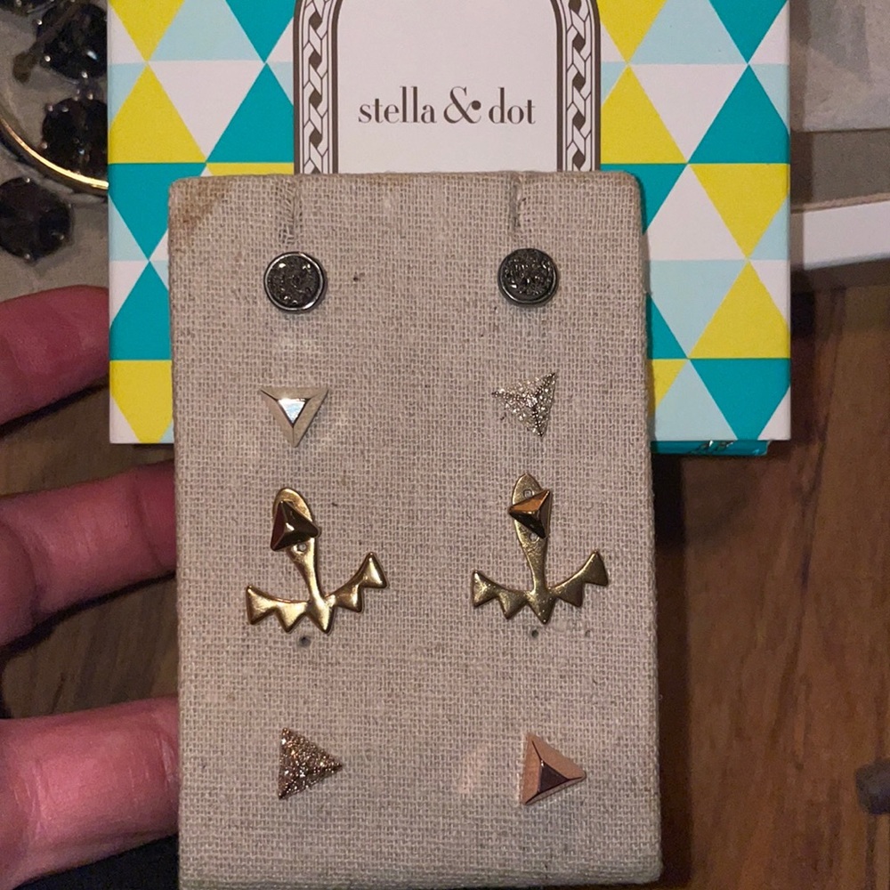 Stella & dot earrings